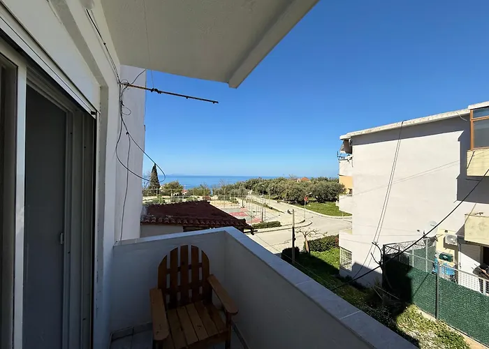 Lukova\'S Vacation Home